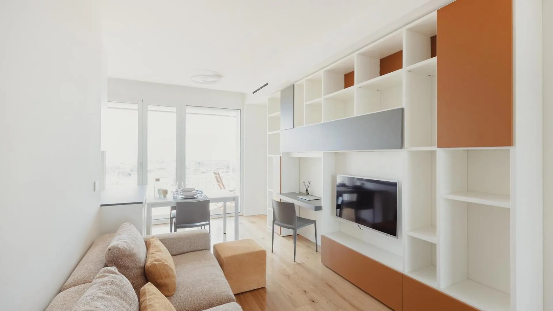 Gohost - Skyline Apartment Walking Distance From Central Station Μιλάνο