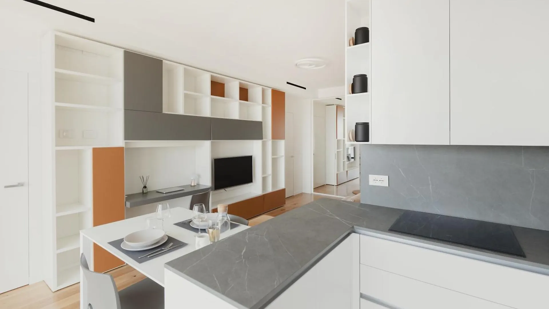 Gohost - Skyline Apartment Walking Distance From Central Station Milão Itália